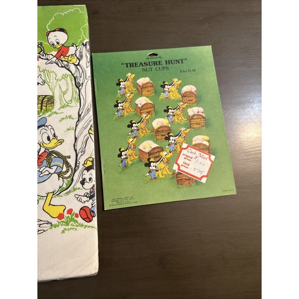 Vintage Disney TREASURE HUNT  Party Hallmark  Centerpiece Table Cloth Nut Cups